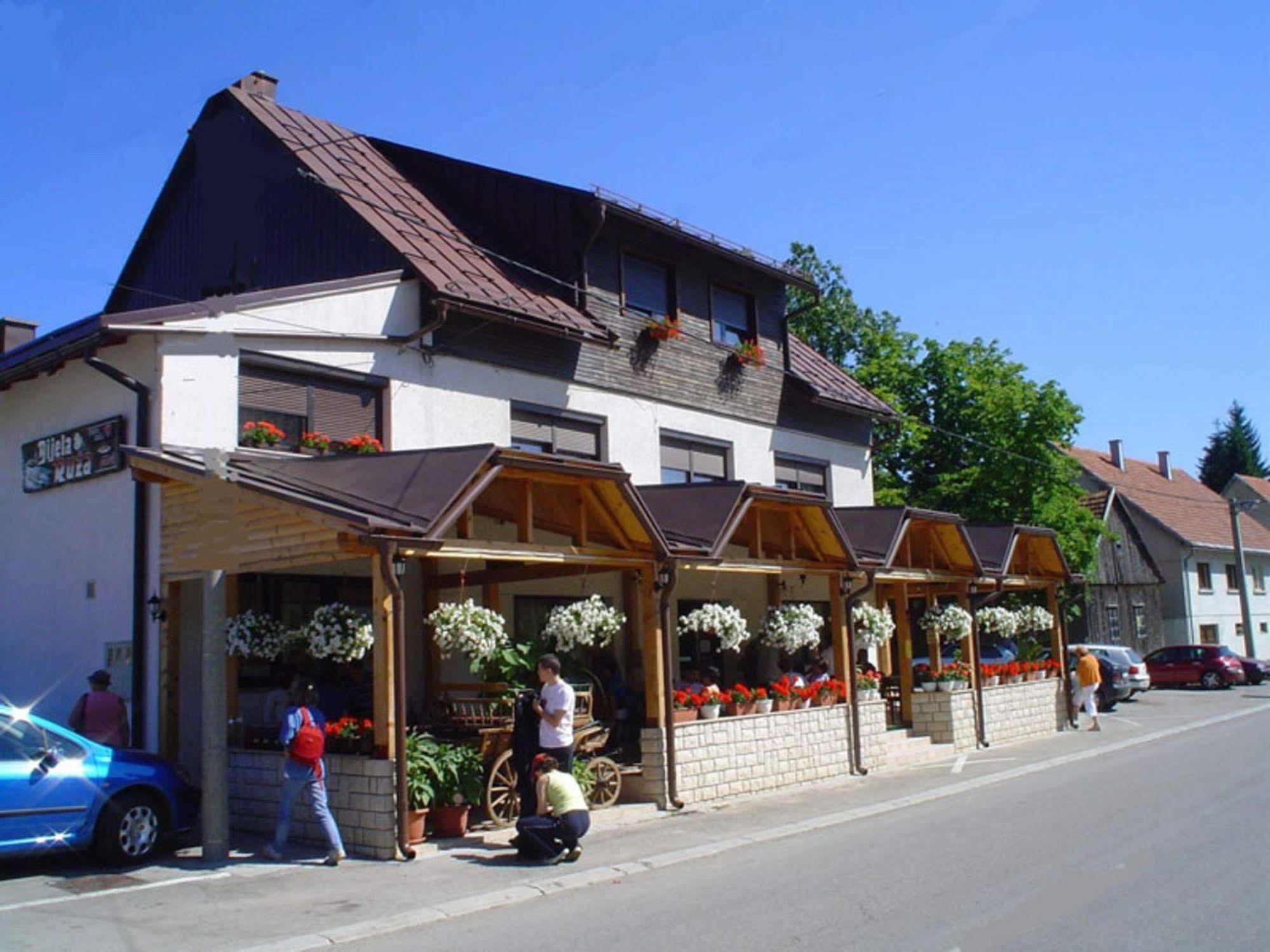 Pansion Bijela Ruza - A La Carte Ravna Gora Exterior photo